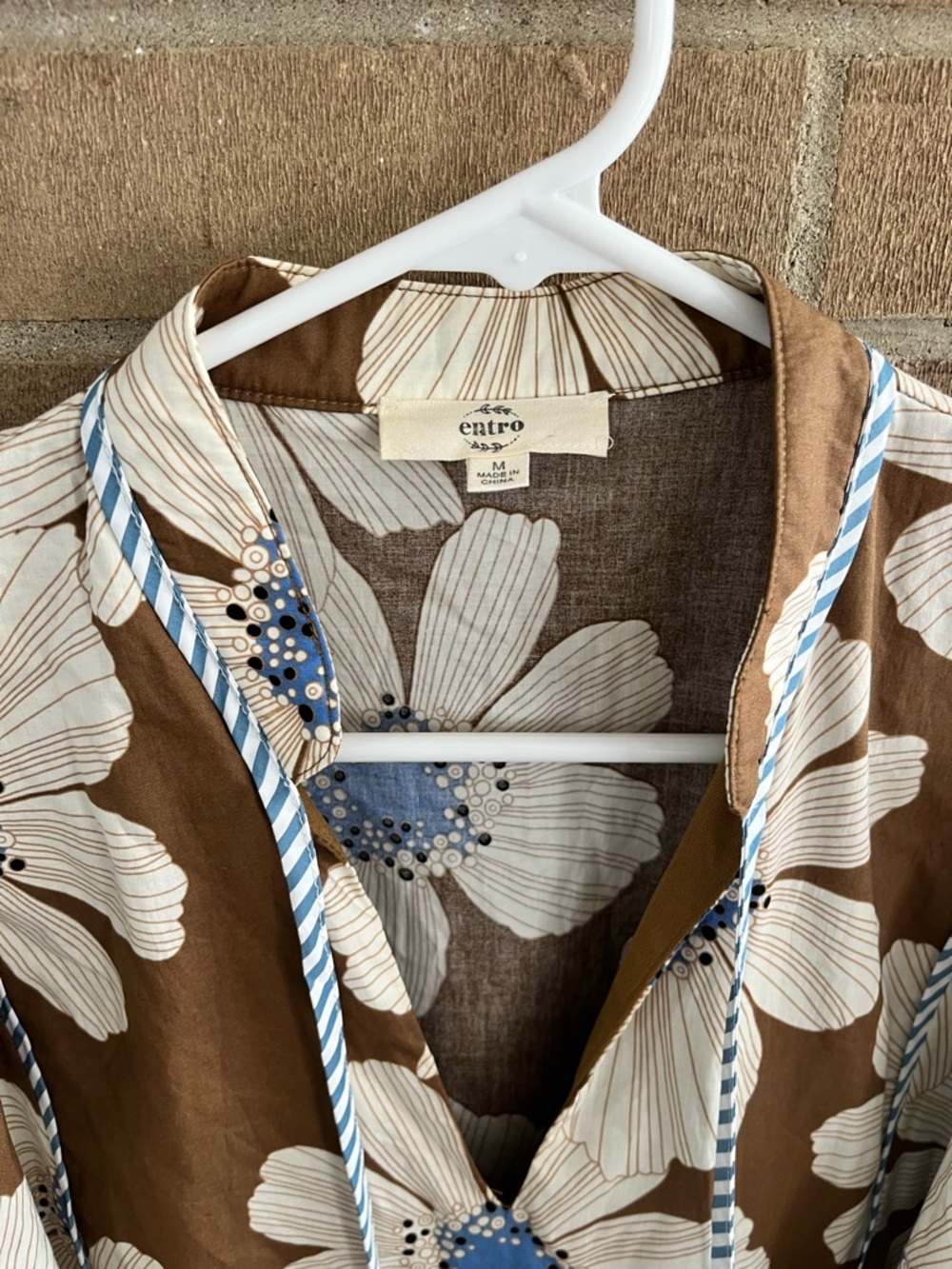 entro Brown Floral Mini Dress with White and Blue Blooms - Picture 4 of 4